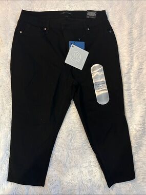 Women’s Black Stretch ankle Jeans